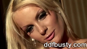 Testin out her new purple vibro