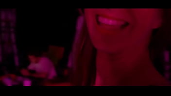 Teaser de la vidéo ou alicemartin chauffe mon mec alexromeroporn pendant une pause au travail qui est a retrou