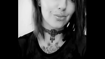 Hummm viens t amusez avec moi