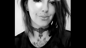 Hummm viens t amusez avec moi