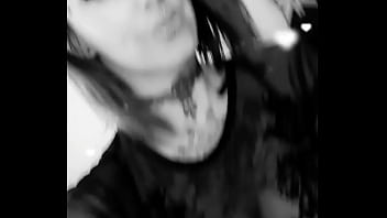 Hummm viens t amusez avec moi