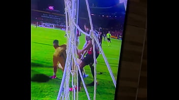 Fudeu o santos de ladinho