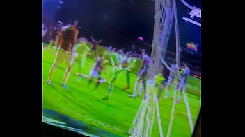 Fudeu o santos de ladinho