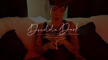 Hot deep throat from lustful gothic succubus girl