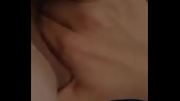 Elle veut la bite de mais sait pas lui parler