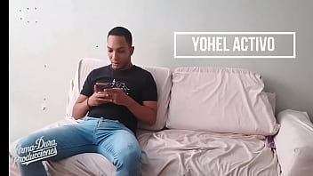 Toy tony necesita pasar el curso y por eso busca a su profesor yohel activo quien le propone la mejor manera de pasar el curso