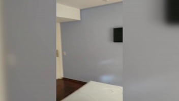 Secretária conhecendo o pau do seu chefe