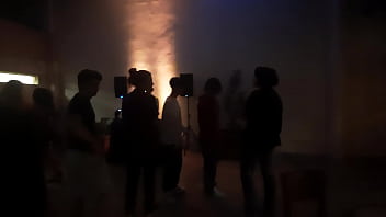 Meninos gostosos virgens rebolam a bumbum