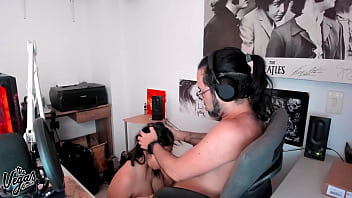 Hacked webcam leaked amateur couple blowjob