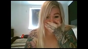 Wow amazing chubby babe got a lot tip with her show