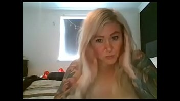 Wow amazing chubby babe got a lot tip with her show