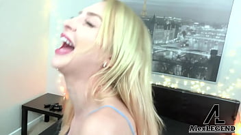 Ripped leggings alix lynx gets finger fucked & dicked by alex legend