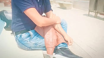 Sexo por dinero milf bisexual