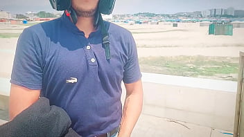 Sexo por dinero milf bisexual