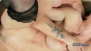 Horny milf screw big cock