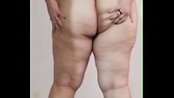 Ouvindo clássicos e fazendo amor gostosinho com o boy