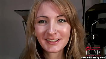 Sex starlet starving for cock