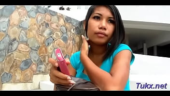 Kinky teen asian gal bee gets nailed by male