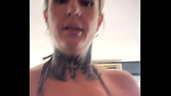 Será que sentar na rola fazendo exercícios na academia é bom