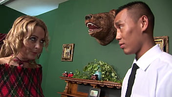 Leyla black and romana ryder get their bdsm kink on in the lightbox