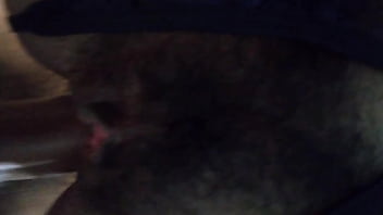 Mi esposo me fornica duro por atrás