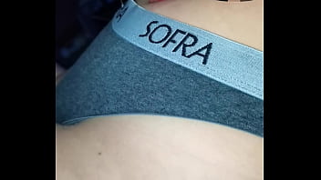 I can't resist such a beautiful navel