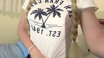 Cute country girl squirts very deliciously "real masturbation" lil rose