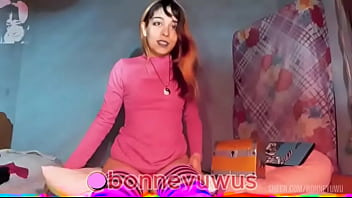 Bonneyuwu 7 31 mostrando mi cajita