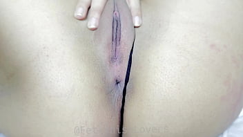 Me follo a mi hermanastra en el armario para que no nos vean