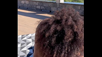 Eu só me alongando e ele já cheio de más intenções imaginando mil coisas