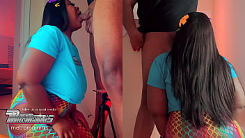 Thick college girl deepthroats and goes balls deep during audition