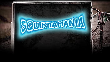 Sierra day talks dirty while she squirts