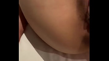 Conchita peludita llena de leche