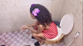 Meu padrasto me fode contra minha vontade e não sei como evitar