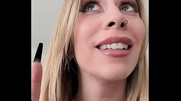 Hello la team nouvelle vidéo nouveau prank cette fois ci je piège un