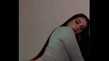 Booty legs with seducing posture