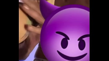 Le encantaba chuparme los pies les dejé video en mi only