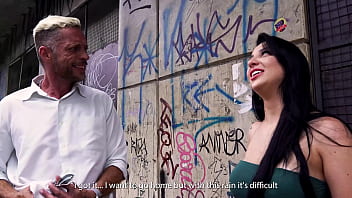 Big boob beauty picked up for anal bangvan sex