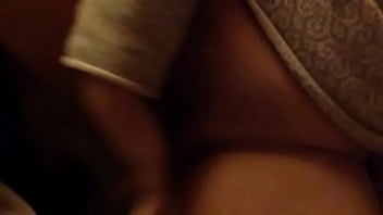 Tinder chica caliente se mete dedos