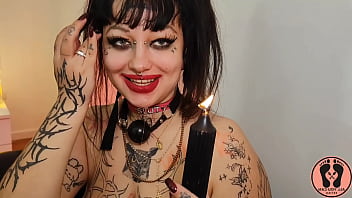 Gothic chubby submissive training hot wax