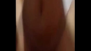 Me encanta saltar encima de mi esposo y luego tragarme todo su semen