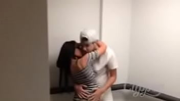 Descolado adquirindo e namorado corno grava