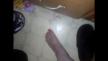 Feet cum