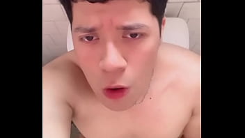 Me Manda Video Caliente thumbnail