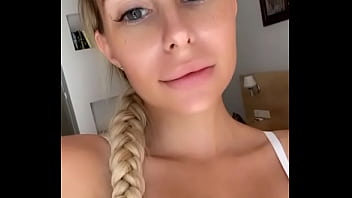 Hey sexy come and help me get undressed