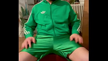 Lextalon sexy boy masturbates for you all