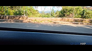 Encuentro sola por la carretera a esta chapina nalgona el novio me hizo un favor al enojarse con ella