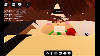 Reviento el coño de una putita por ser insistente