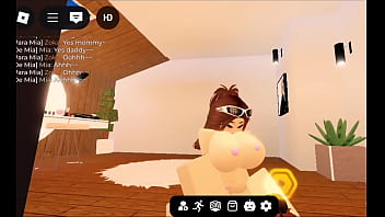 Reviento el coño de una putita por ser insistente