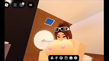 Reviento el coño de una putita por ser insistente